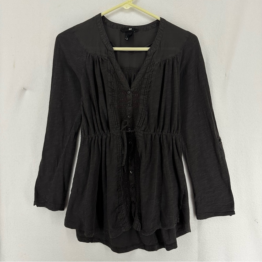 H&M Long Sleeve Button V Neck Embroidered Cinched Waist XS Gray Boho Cottagecore